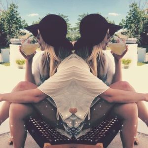 Welcome To theladychic Closet